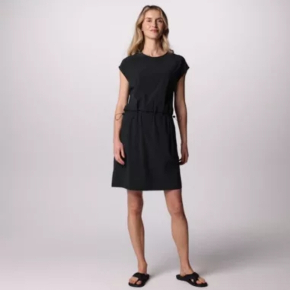 Columbia Dresses & Skirts - Columbia side tide black dress made in Indonesia * Host Pick*